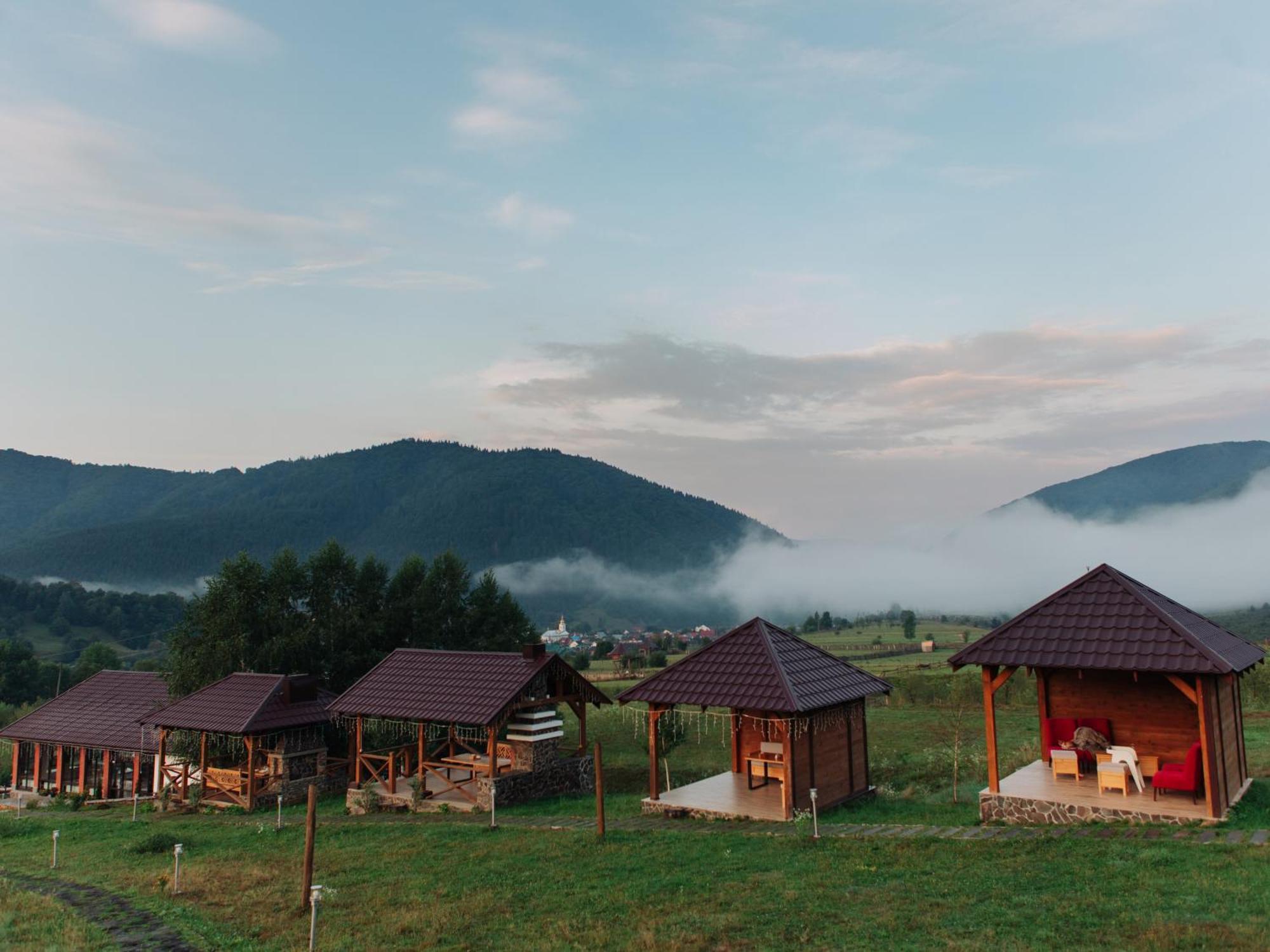 Kolochava Eco Resort Exterior photo